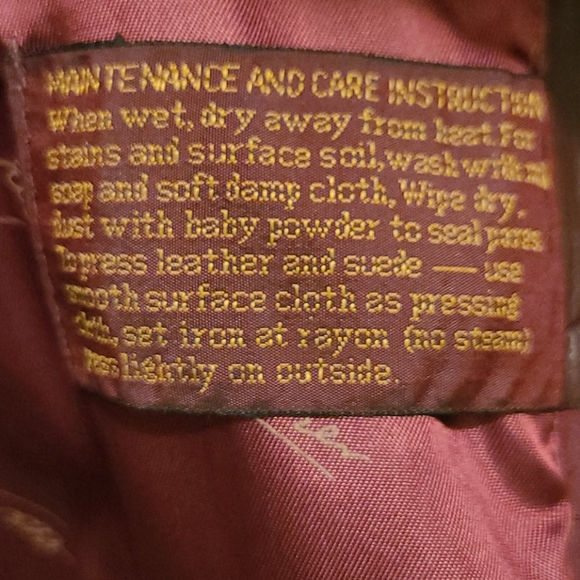 Etienne Aigner Genuine Leather Jacket - Picture 7 of 8